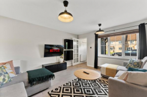 Boutique 2-Bedroom House - Garden - Parking